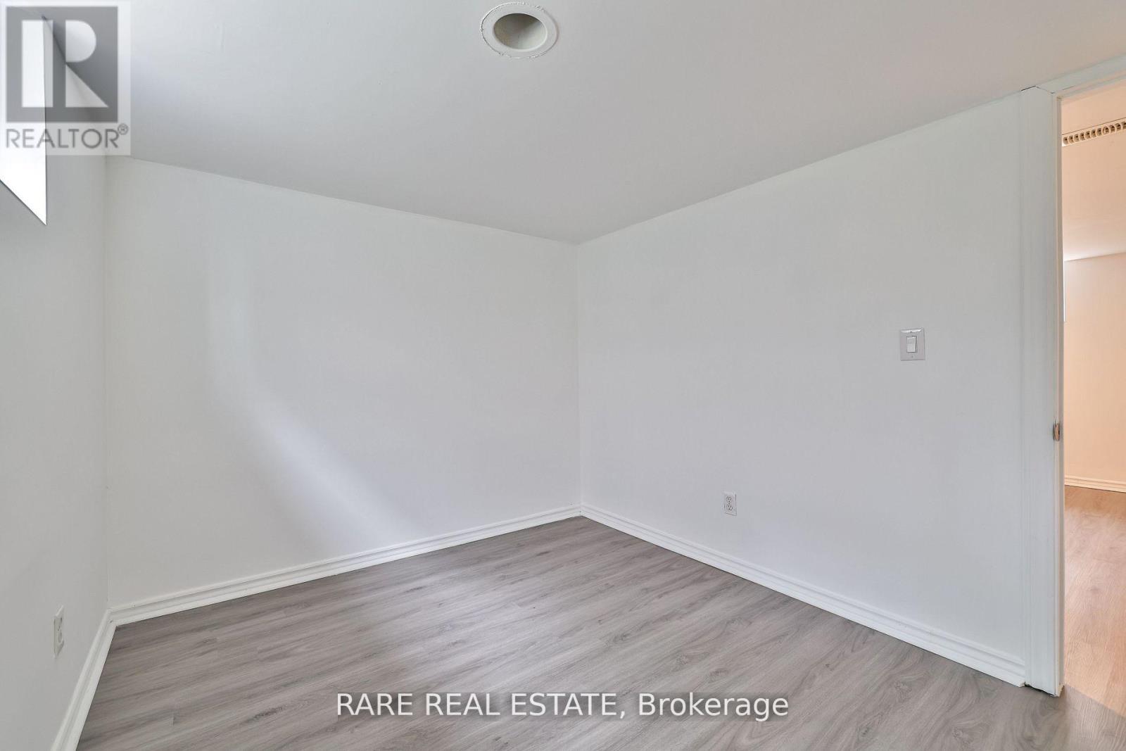 Basement - 627 Sheppard Avenue W, Toronto, Ontario  M3H 2S3 - Photo 7 - C12659510