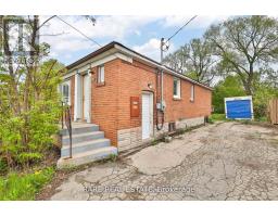 BASEMENT - 627 SHEPPARD AVENUE W, Toronto, Ontario