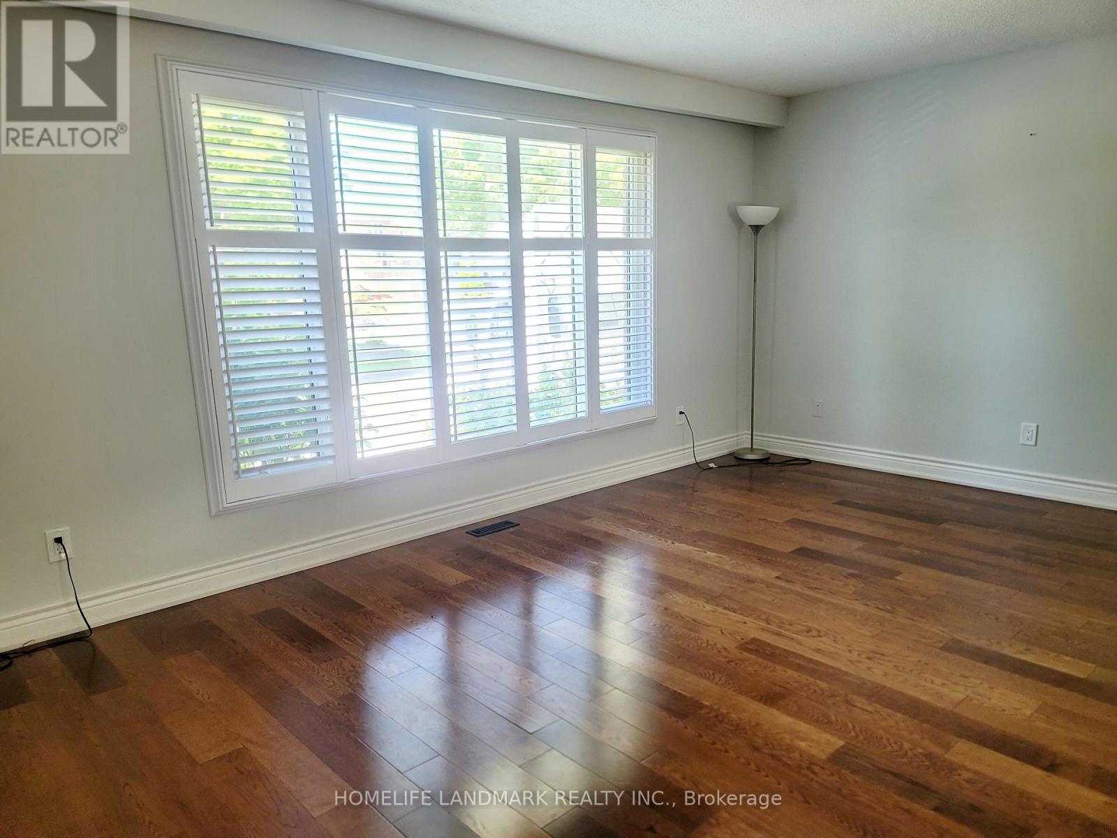 16 Mansfield Crescent, Whitby (Blue Grass Meadows), Ontario  L1N 6T4 - Photo 3 - E12659496