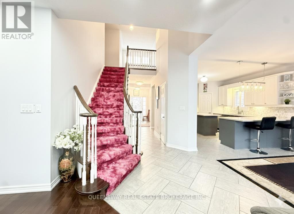 1-271 Ryerson Crescent, Oshawa (Samac), Ontario  L1G 8B7 - Photo 2 - E12659516