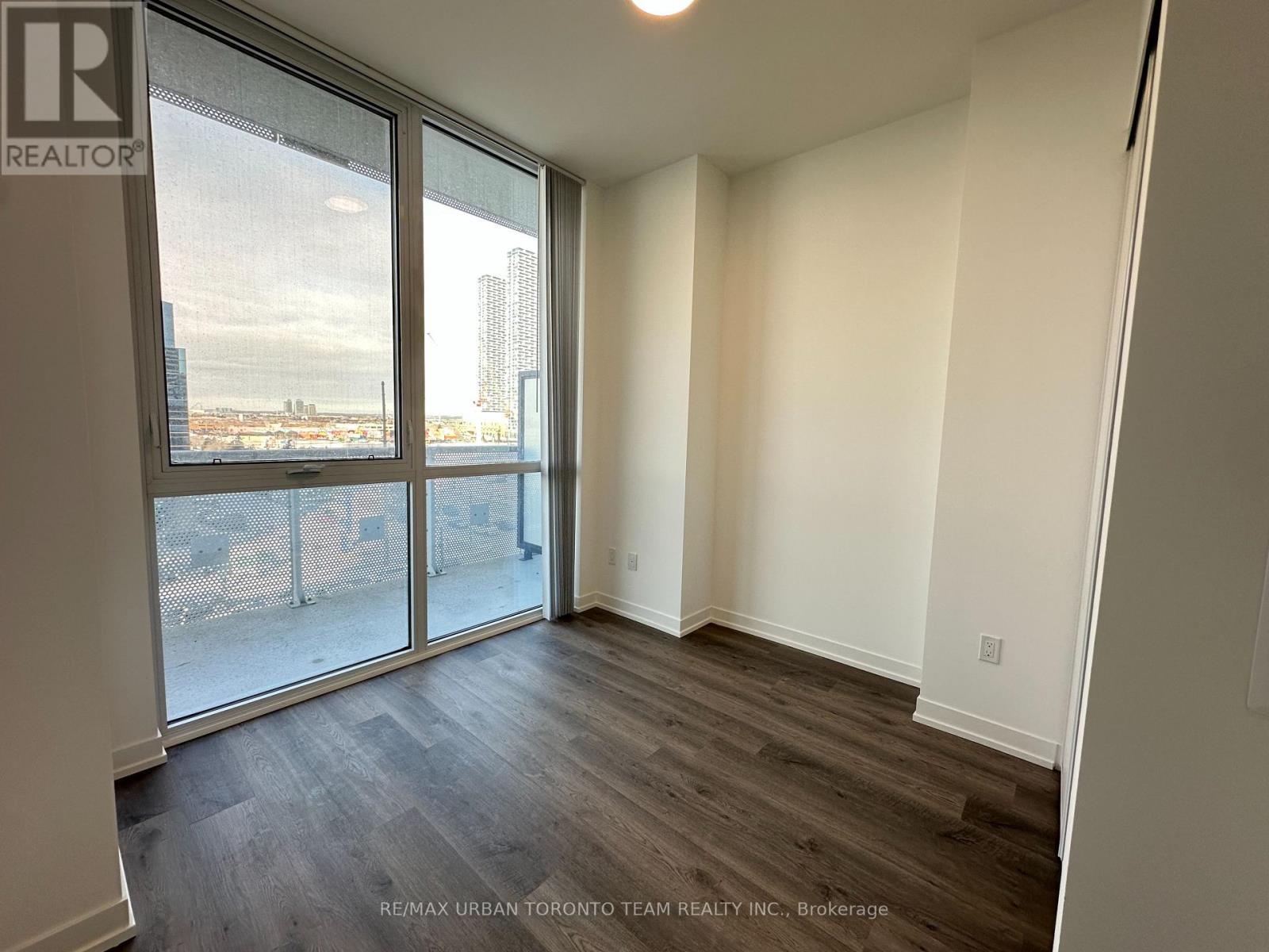 606 - 8 Interchange Way, Vaughan (Vaughan Corporate Centre), Ontario  L4K 5Z7 - Photo 10 - N12659520