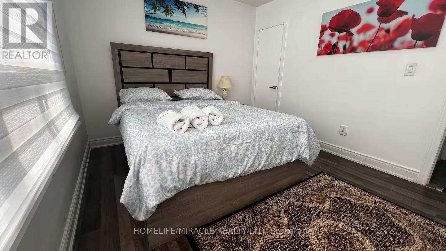 5 Queen Street S, Mississauga, Ontario  L5M 1K2 - Photo 17 - W12659472