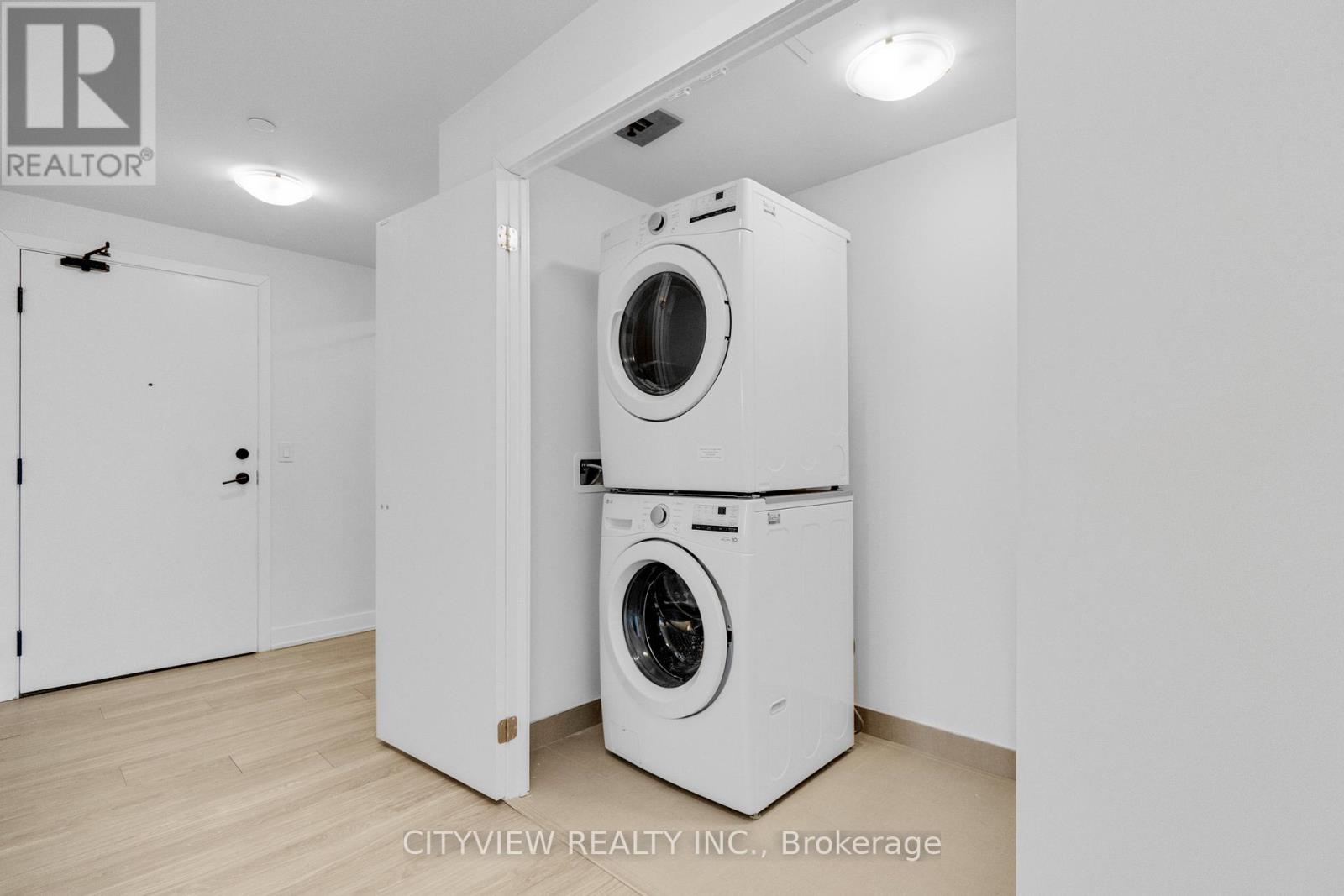 2406 - 4130 Parkside Village Drive, Mississauga (City Centre), Ontario  L5B 3M8 - Photo 33 - W12659524