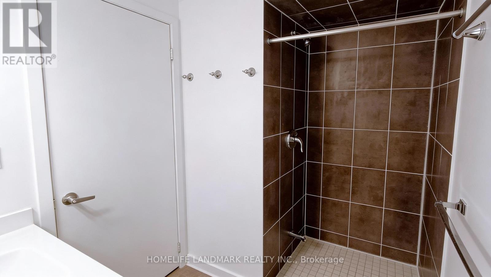 2601 - 1410 Dupont Street, Toronto, Ontario  M6H 0B6 - Photo 17 - W12659532