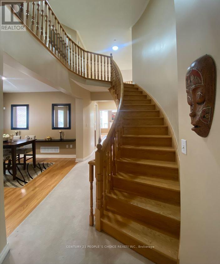 21 Trailside Walk, Brampton, Ontario  L6S 6J1 - Photo 11 - W12659548