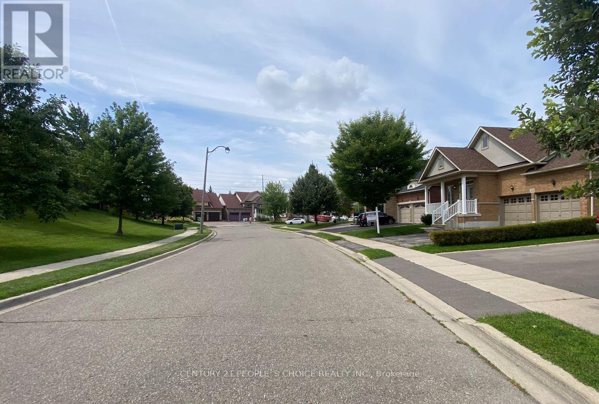 21 Trailside Walk, Brampton, Ontario  L6S 6J1 - Photo 4 - W12659548