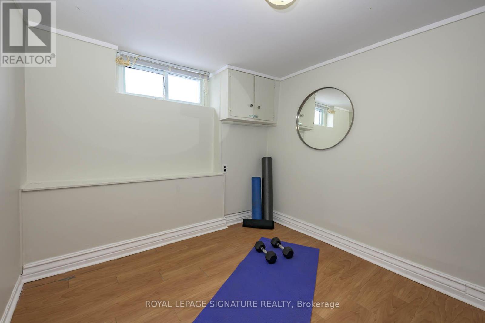 Bsmt - 696 Queens Avenue, London East (East G), Ontario  N5W 3H3 - Photo 6 - X12659544