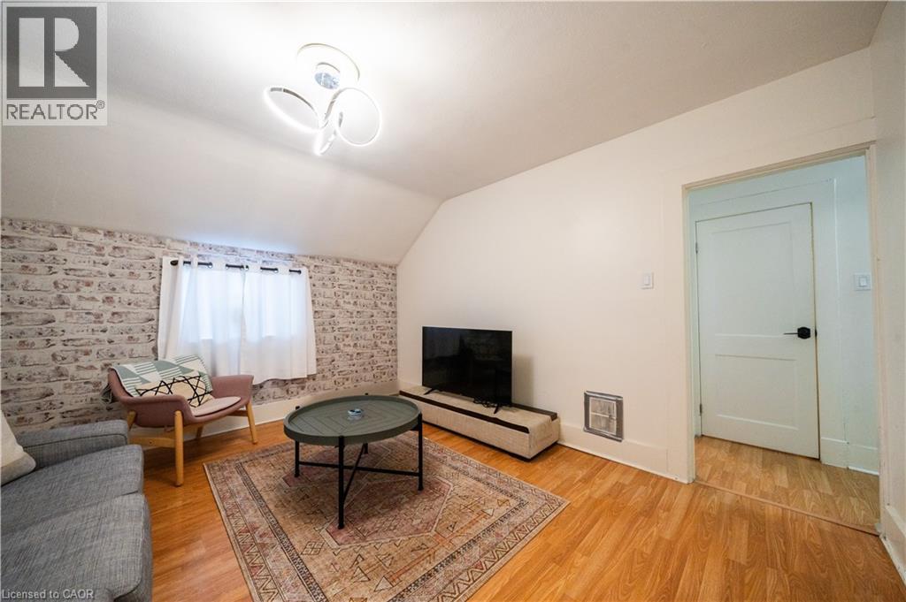 180 WEBER Street E Unit# C, Kitchener, Ontario