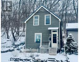 210 CHARLTON AVENUE E, Hamilton, Ontario