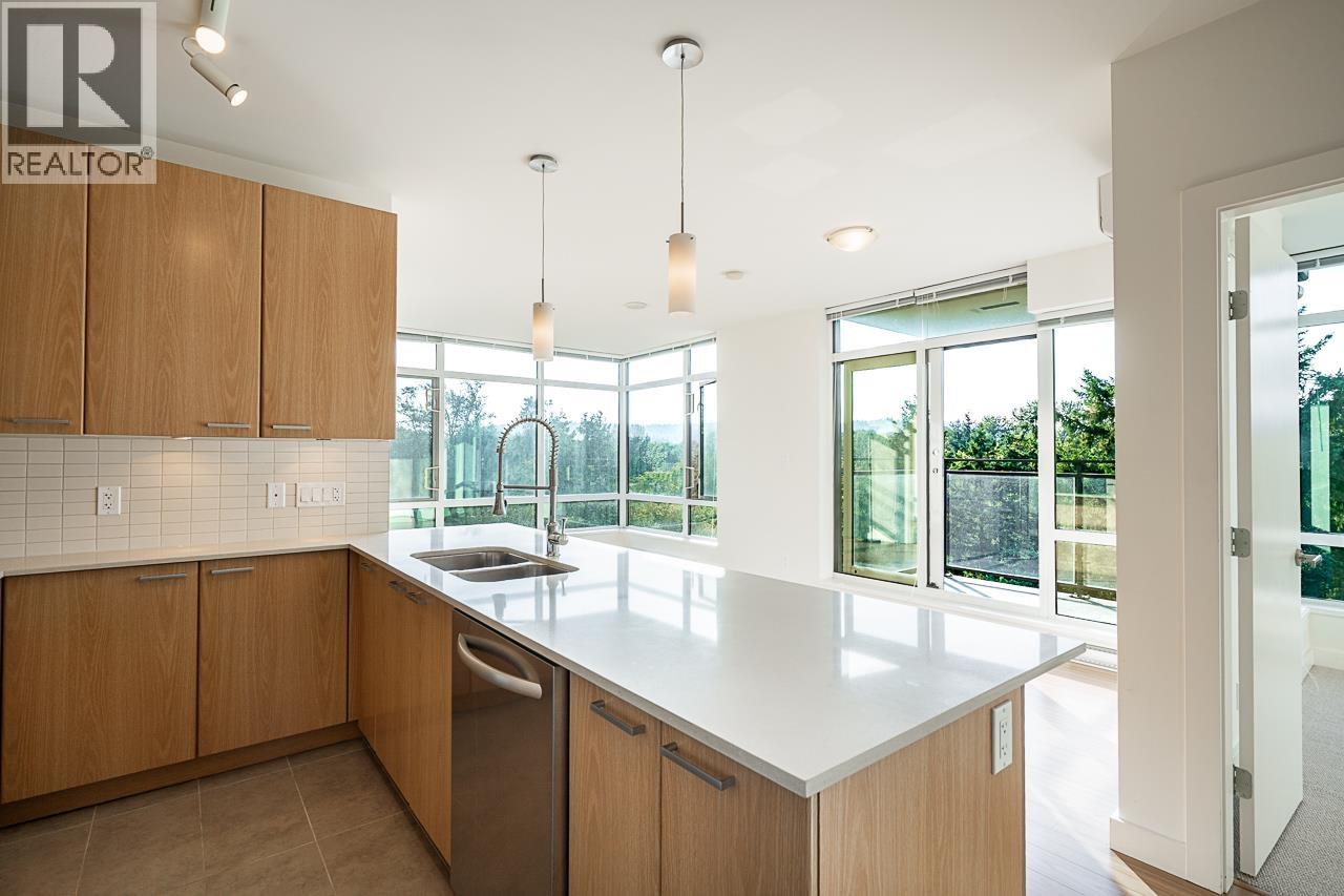 902 2789 Shaughnessy Street, Port Coquitlam, British Columbia  V3C 0C3 - Photo 1 - R3045436