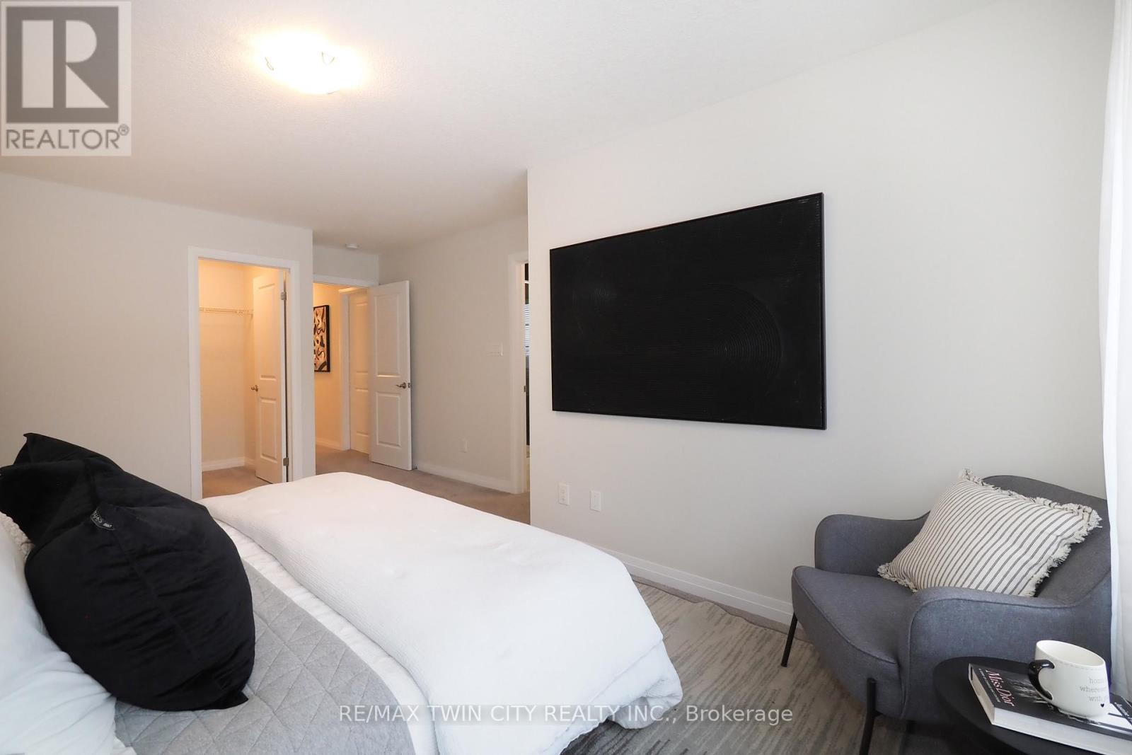 181 South Creek Drive, Kitchener, Ontario  N2P 0E1 - Photo 26 - X12478855