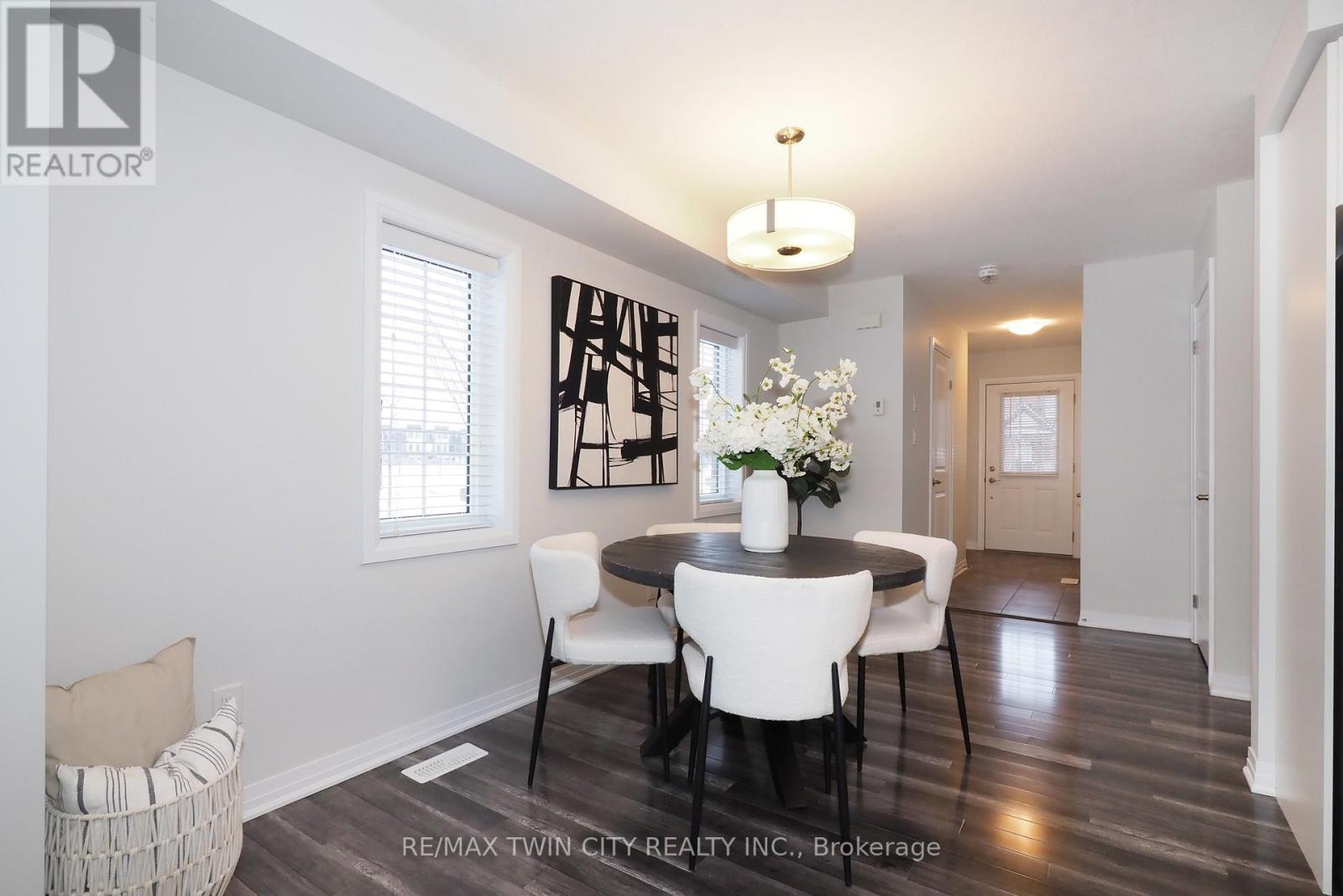 181 South Creek Drive, Kitchener, Ontario  N2P 0E1 - Photo 6 - X12478855