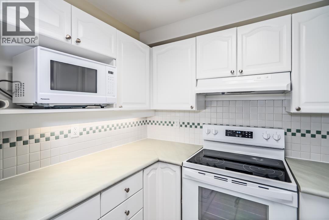 110 6707 Southpoint Drive, Burnaby, British Columbia  V3N 4V8 - Photo 10 - R3071161