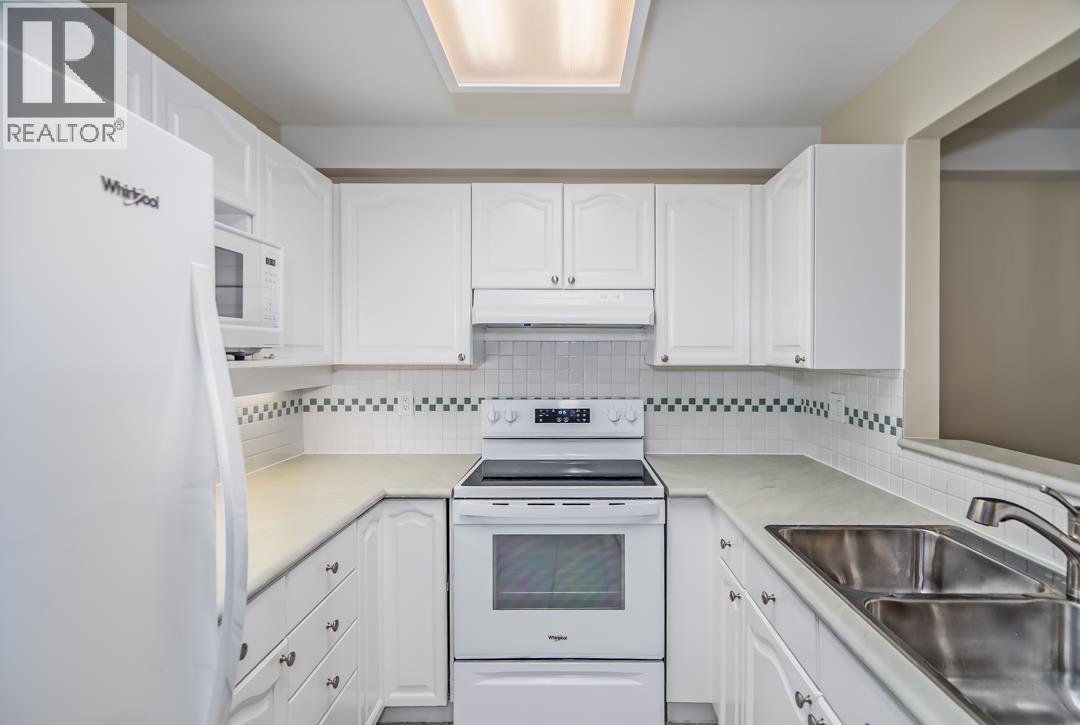 110 6707 Southpoint Drive, Burnaby, British Columbia  V3N 4V8 - Photo 9 - R3071161