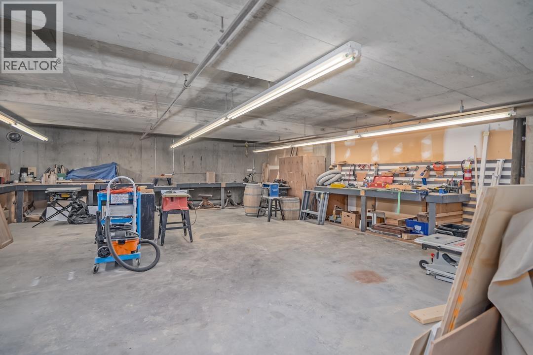 110 6707 Southpoint Drive, Burnaby, British Columbia  V3N 4V8 - Photo 31 - R3071161