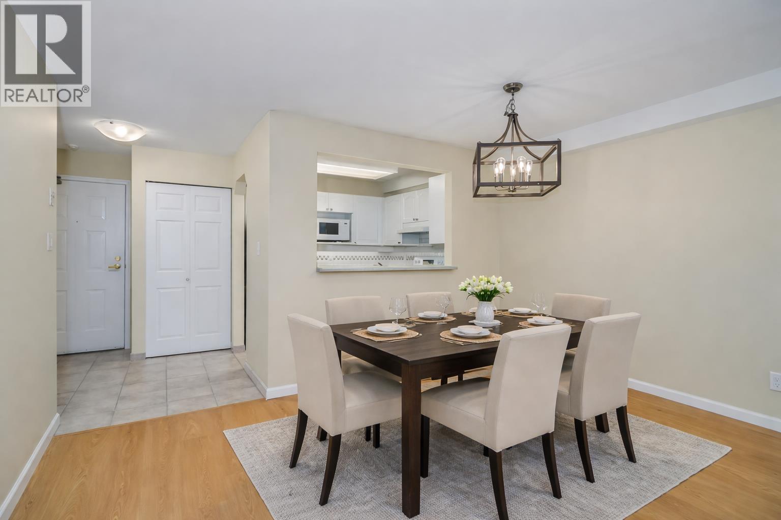 110 6707 Southpoint Drive, Burnaby, British Columbia  V3N 4V8 - Photo 7 - R3071161