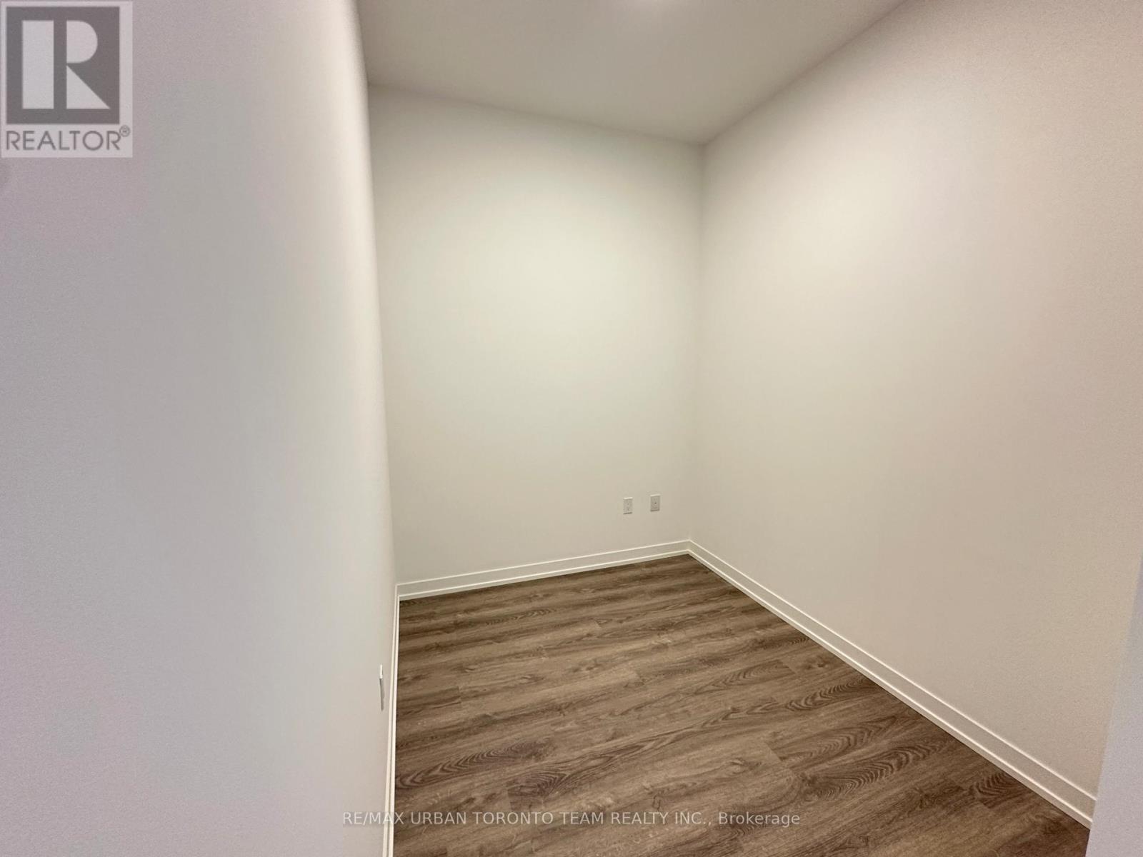 608 - 8 Interchange Way, Vaughan, Ontario  L4K 5Z7 - Photo 10 - N12659582