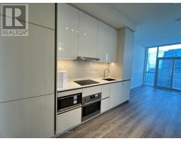 608 - 8 INTERCHANGE WAY, Vaughan, Ontario