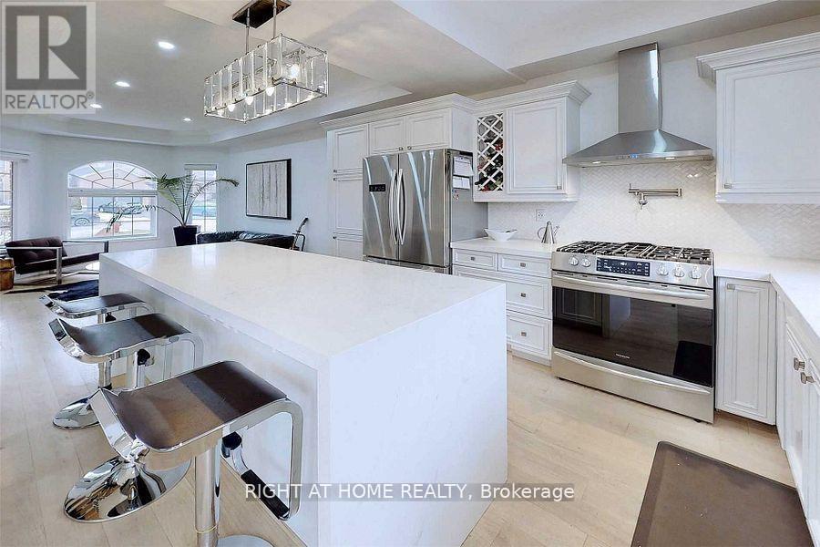 1269 Gina Street, Innisfil, Ontario  L9S 1T1 - Photo 8 - N12659590