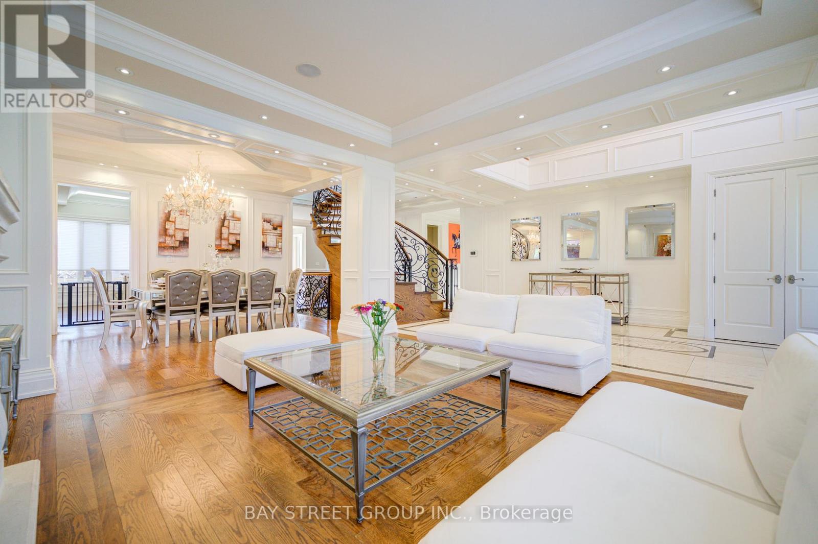 165 Krieghoff Avenue, Markham, Ontario  L3R 1W2 - Photo 4 - N12659592