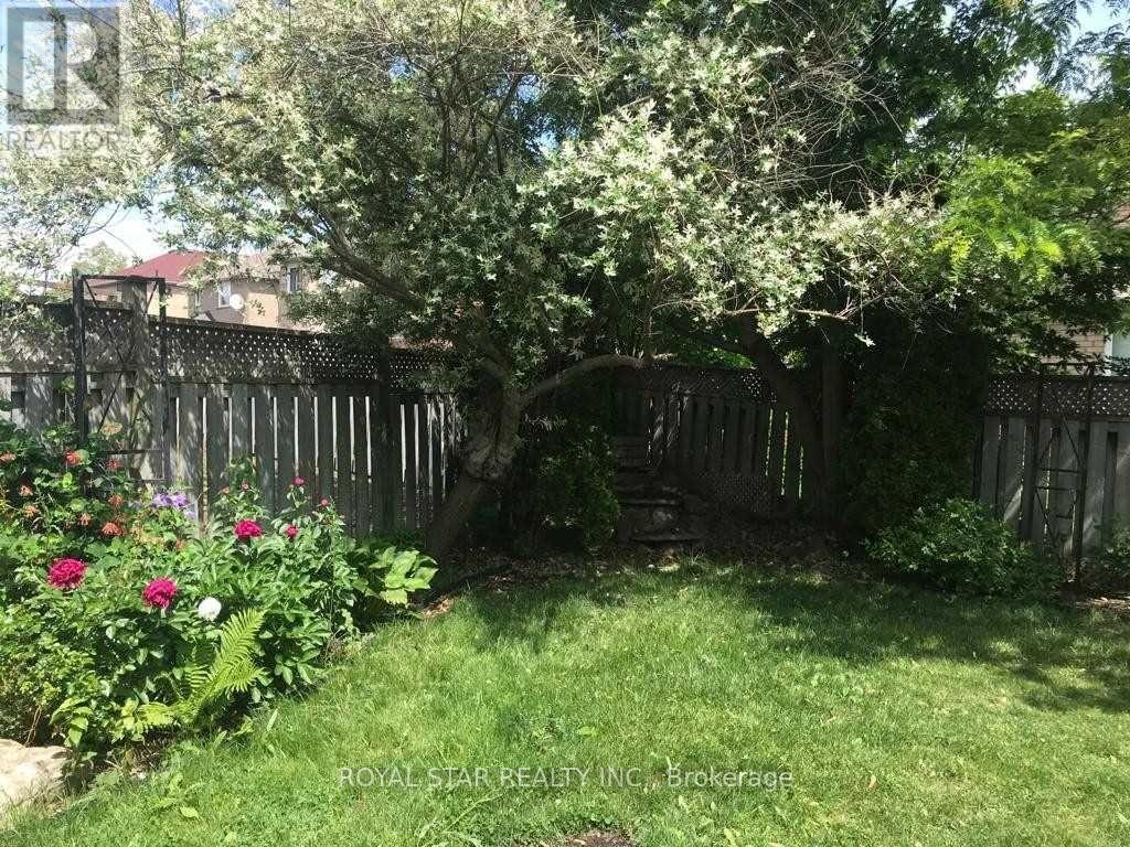 Upper - 5835 Chessman Court, Mississauga, Ontario  L5M 6P4 - Photo 24 - W12659562