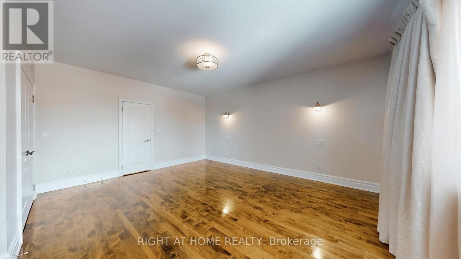 3414 Joan Drive, Mississauga, Ontario  L5B 1T5 - Photo 20 - W12659566