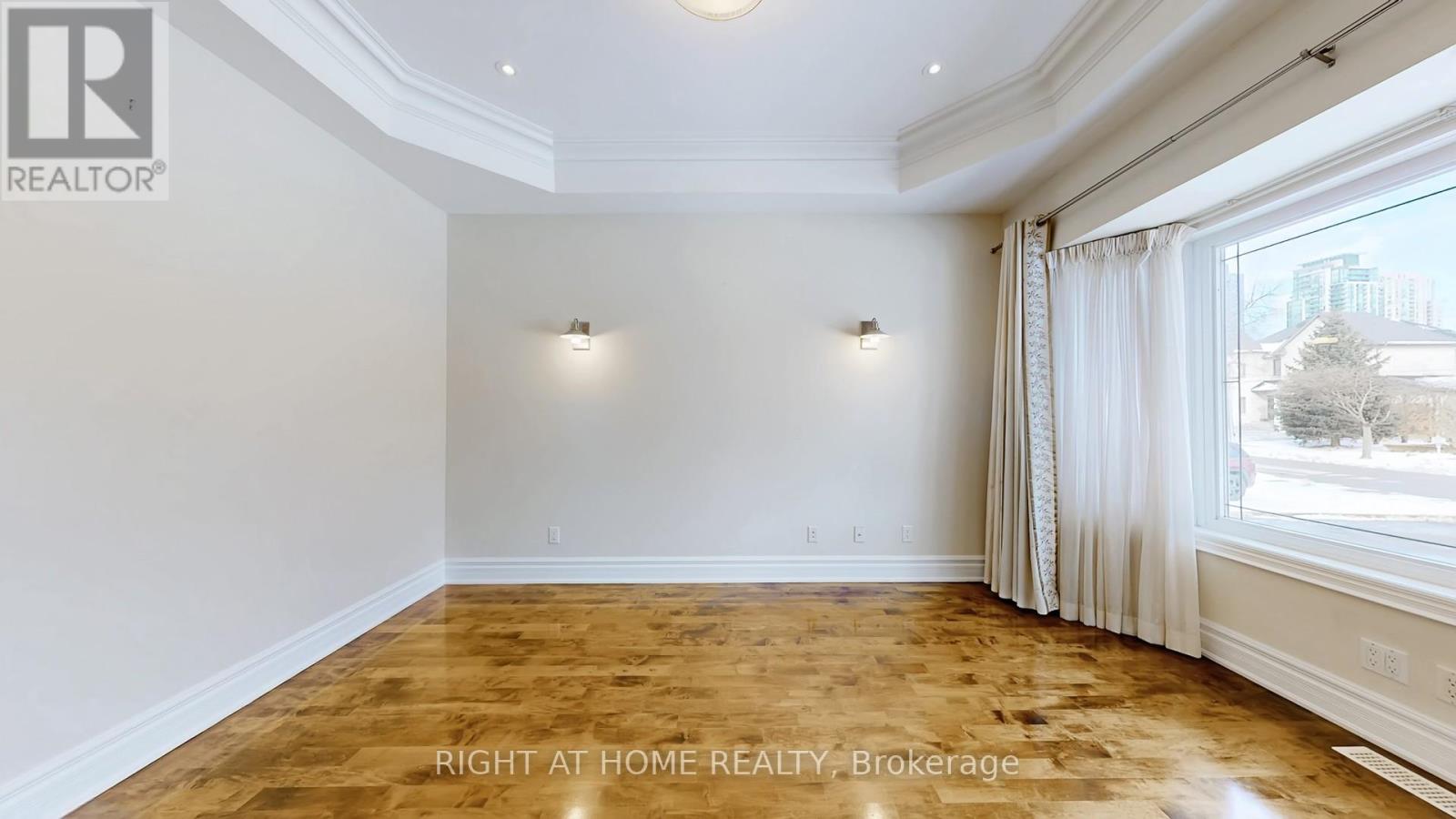 3414 Joan Drive, Mississauga, Ontario  L5B 1T5 - Photo 22 - W12659566