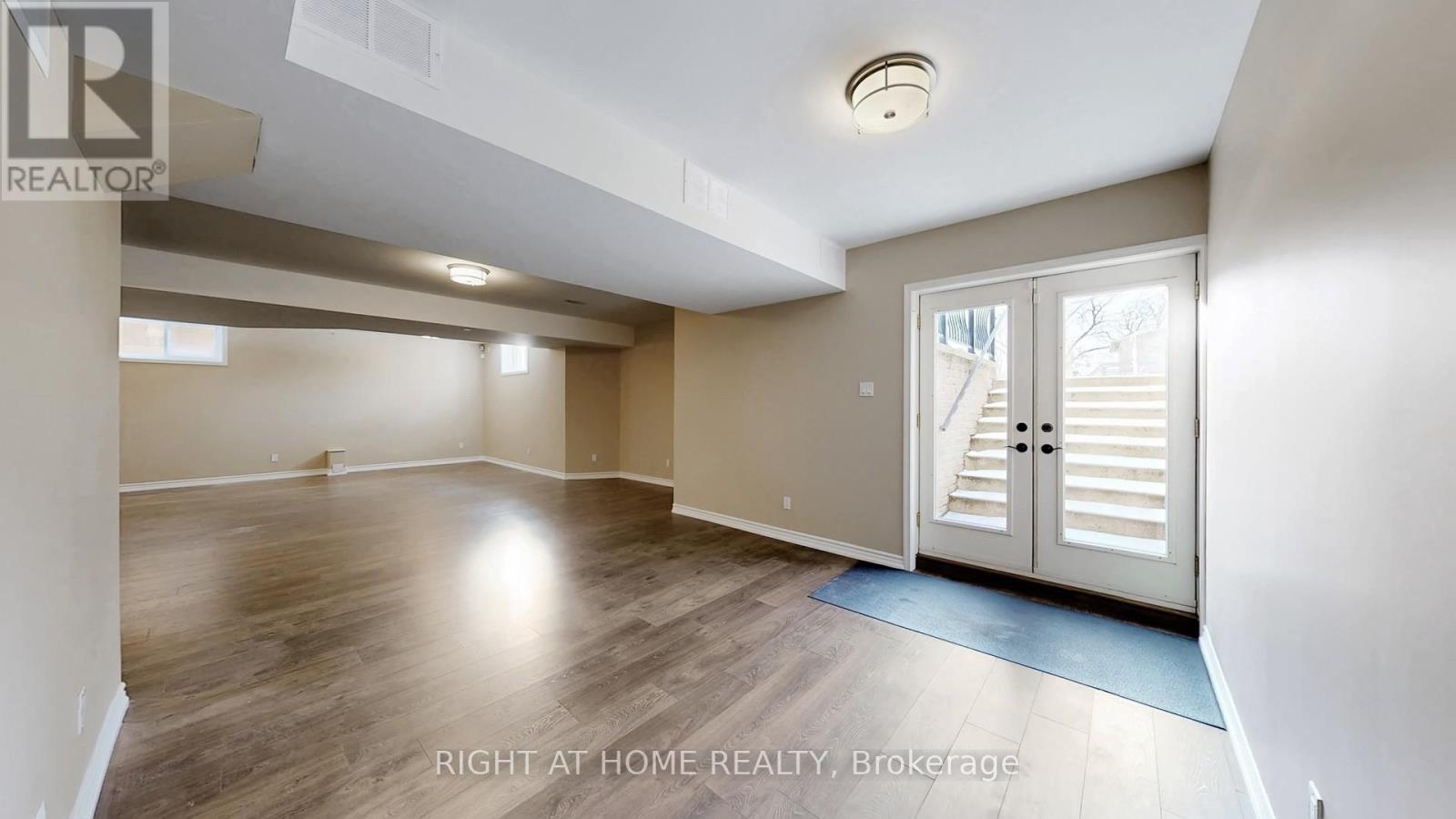 3414 Joan Drive, Mississauga, Ontario  L5B 1T5 - Photo 38 - W12659566