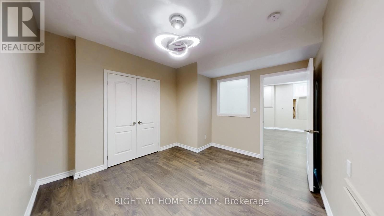 3414 Joan Drive, Mississauga, Ontario  L5B 1T5 - Photo 42 - W12659566