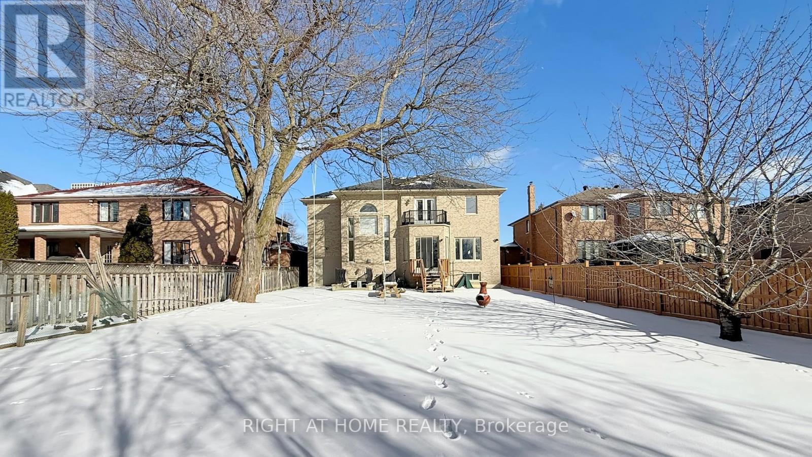 3414 Joan Drive, Mississauga, Ontario  L5B 1T5 - Photo 47 - W12659566