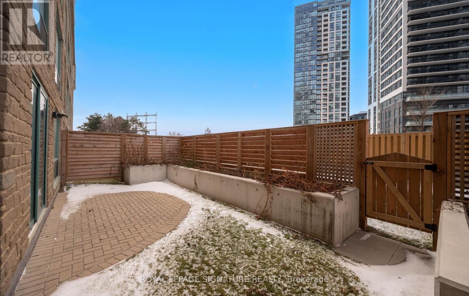 102 - 101 Subway Crescent, Toronto, Ontario  M9B 6K4 - Photo 20 - W12659586