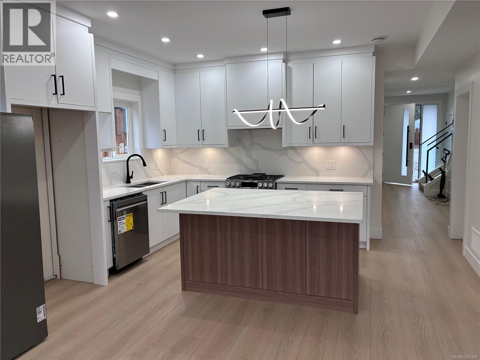 850 Sunderland Ave, Nanaimo, British Columbia