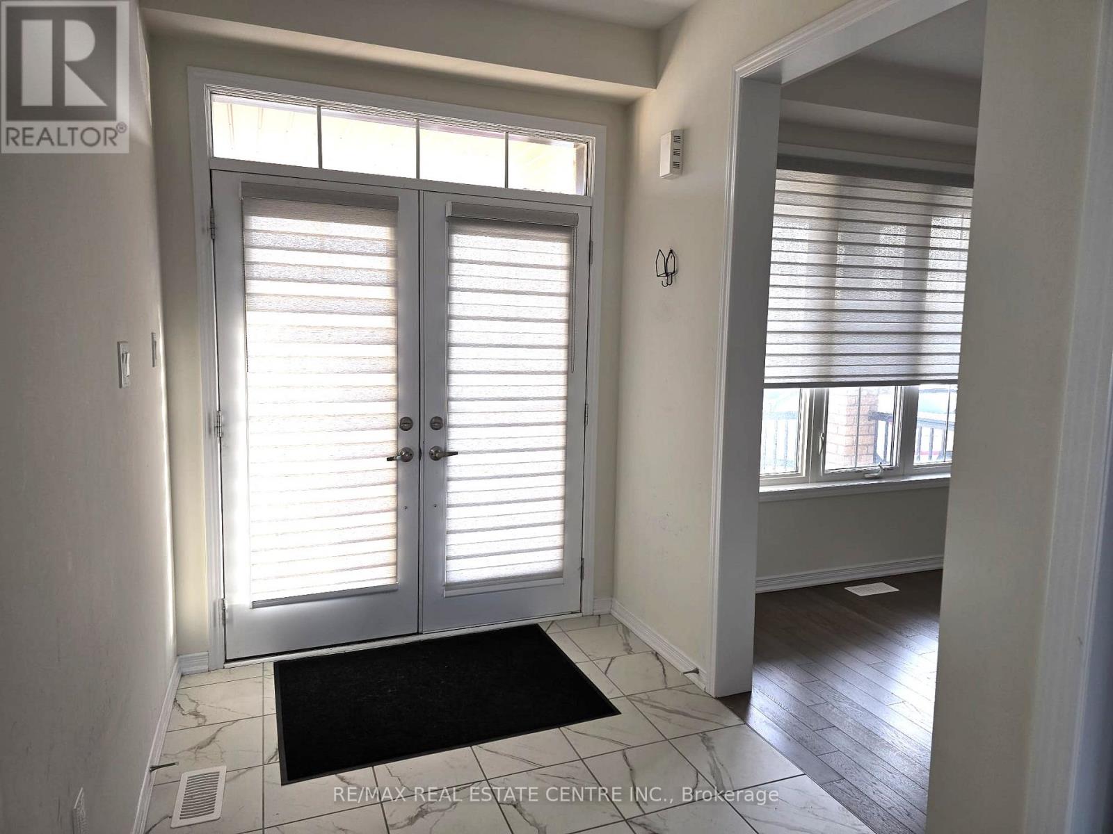 119 Cuesta Heights, Hamilton, Ontario  L8K 0M2 - Photo 4 - X12659578