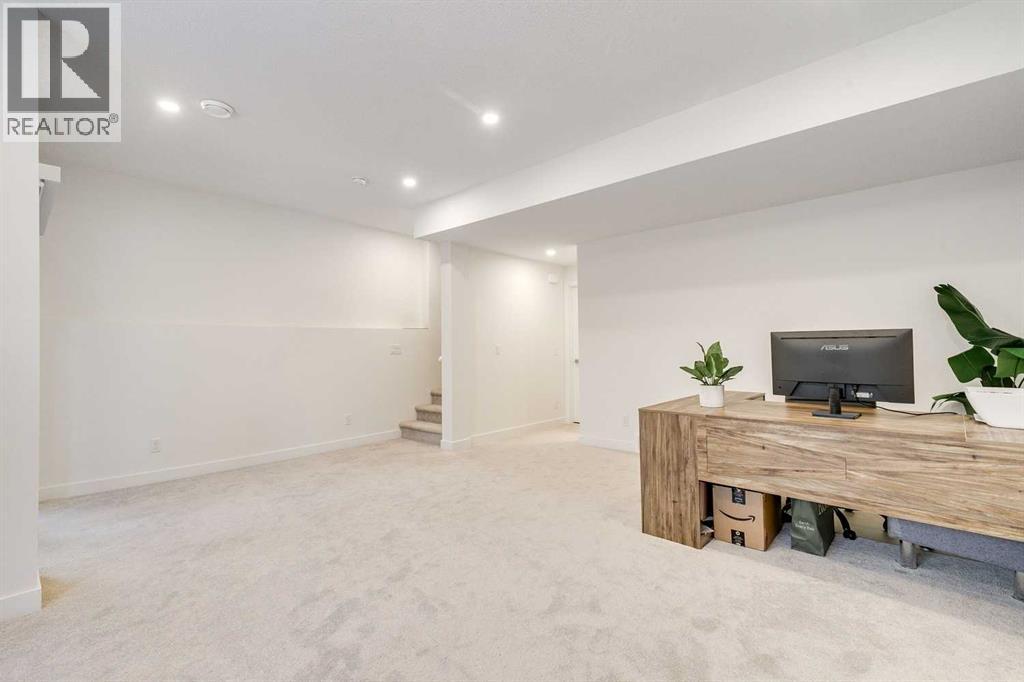 156 Crestridge Common Sw, Calgary, Alberta  T3B 6J5 - Photo 37 - A2276165