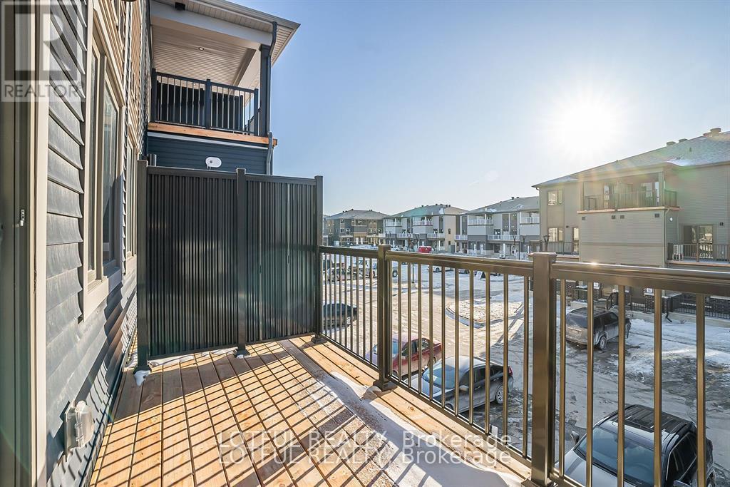 310 Parnian Private, Ottawa, Ontario  K2J 6H3 - Photo 9 - X12659614