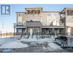 310 PARNIAN PRIVATE, Ottawa, Ontario