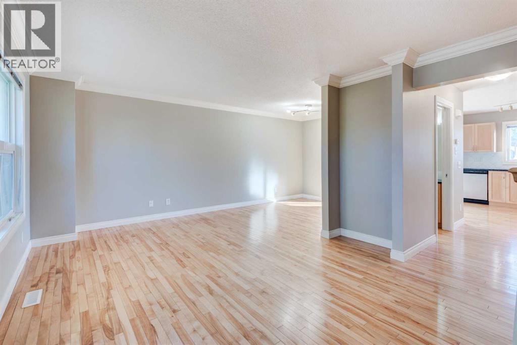 66 Cedarwood Lane Sw, Calgary, Alberta  T2W 6J3 - Photo 3 - A2265127