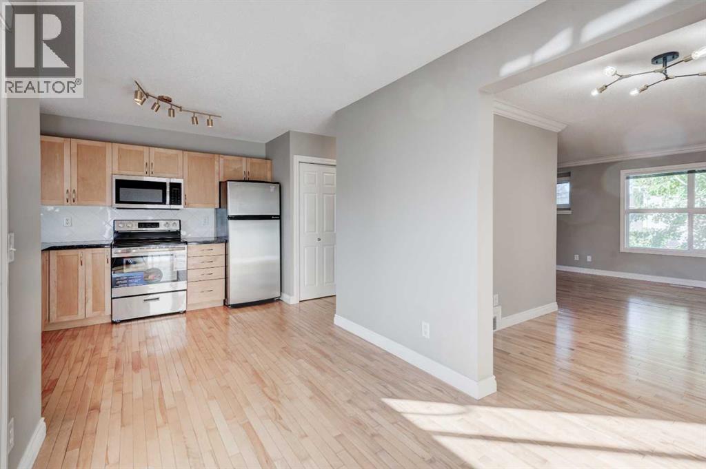 66 Cedarwood Lane Sw, Calgary, Alberta  T2W 6J3 - Photo 12 - A2265127