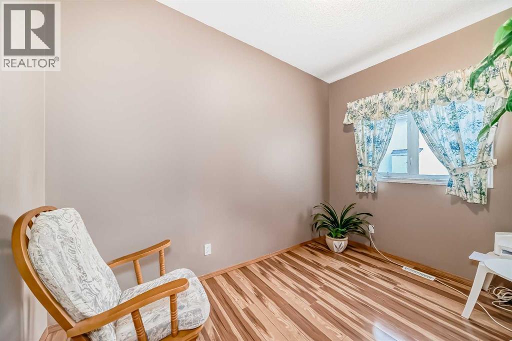 120 Cove Road, Chestermere, Alberta  T1X 1E4 - Photo 18 - A2268328