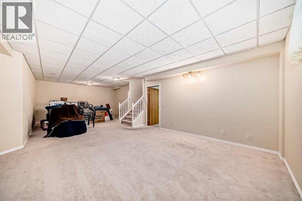 120 Cove Road, Chestermere, Alberta  T1X 1E4 - Photo 32 - A2268328