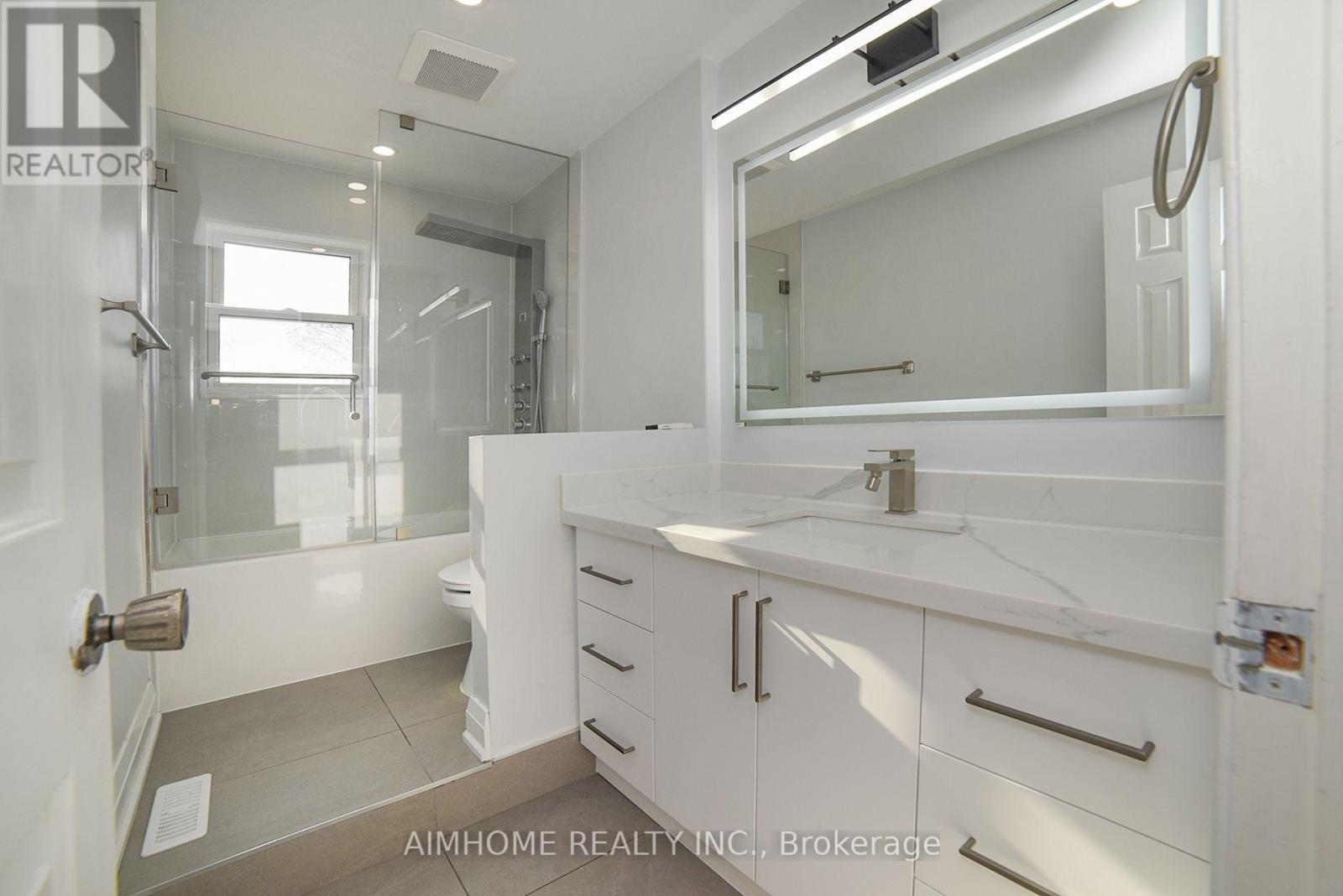 28 Longbow Square, Toronto, Ontario  M1W 2W7 - Photo 27 - E12659608