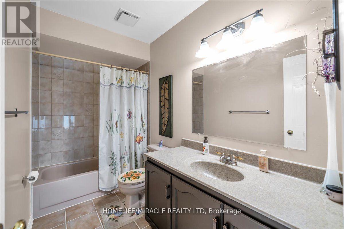 56 Fairmeadow Place, Whitby, Ontario  L1N 8W4 - Photo 18 - E12659650