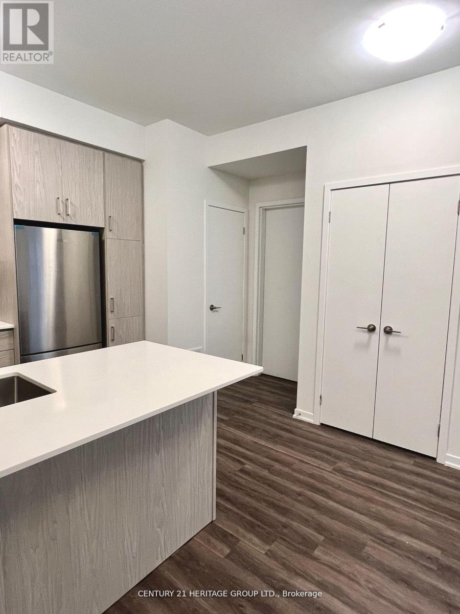 78 - 39 Honeycrisp Crescent, Vaughan, Ontario  L4K 0N6 - Photo 4 - N12659602