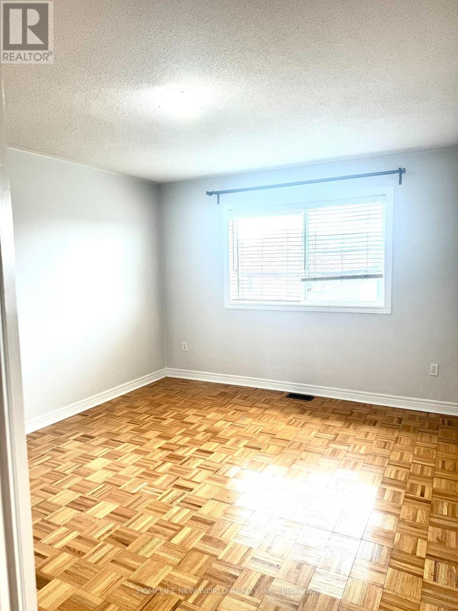 31 Moraine Drive, Vaughan, Ontario  L4H 2E3 - Photo 11 - N12659616