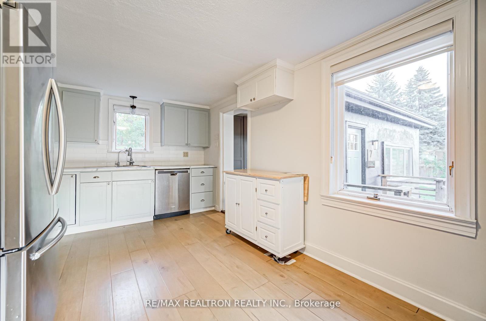 7 Victory Drive, East Gwillimbury, Ontario  L0G 1M0 - Photo 19 - N12659620