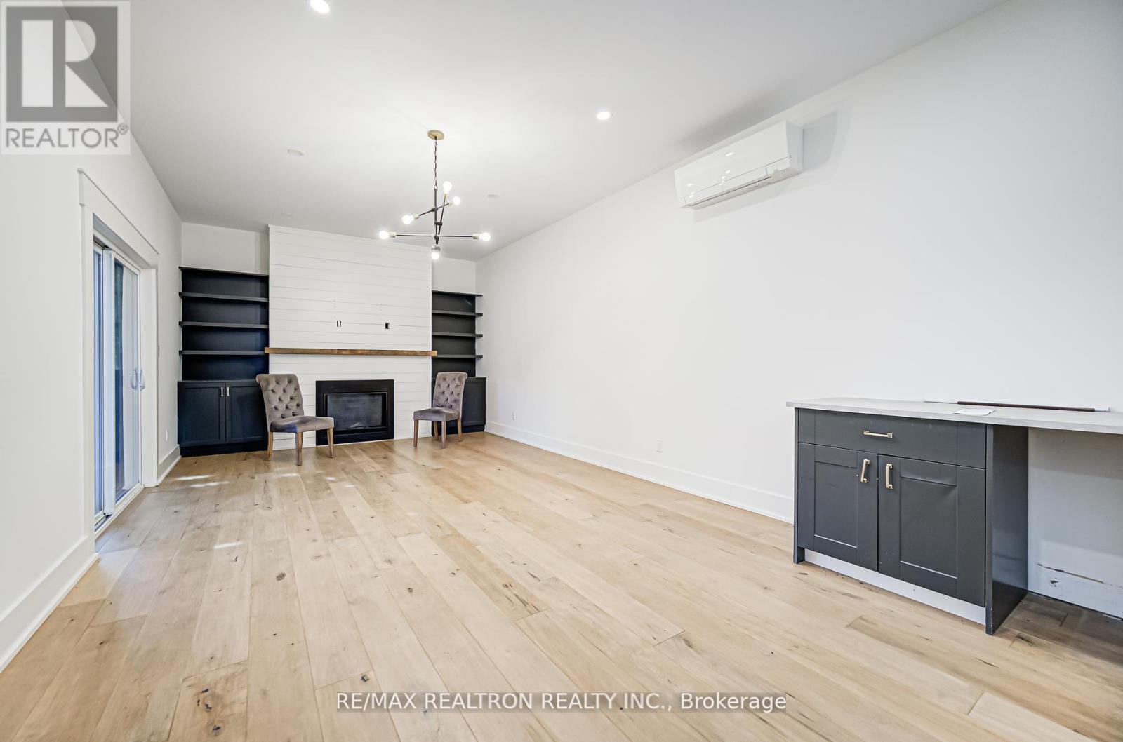 7 Victory Drive, East Gwillimbury, Ontario  L0G 1M0 - Photo 9 - N12659620