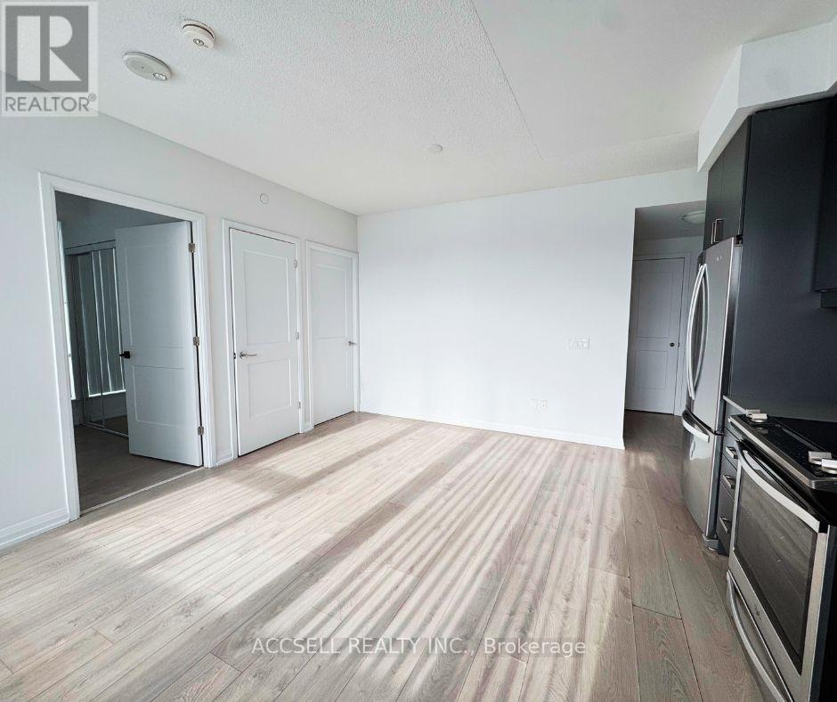 206 - 7895 Jane Street, Vaughan, Ontario  L4K 2M7 - Photo 3 - N12659628