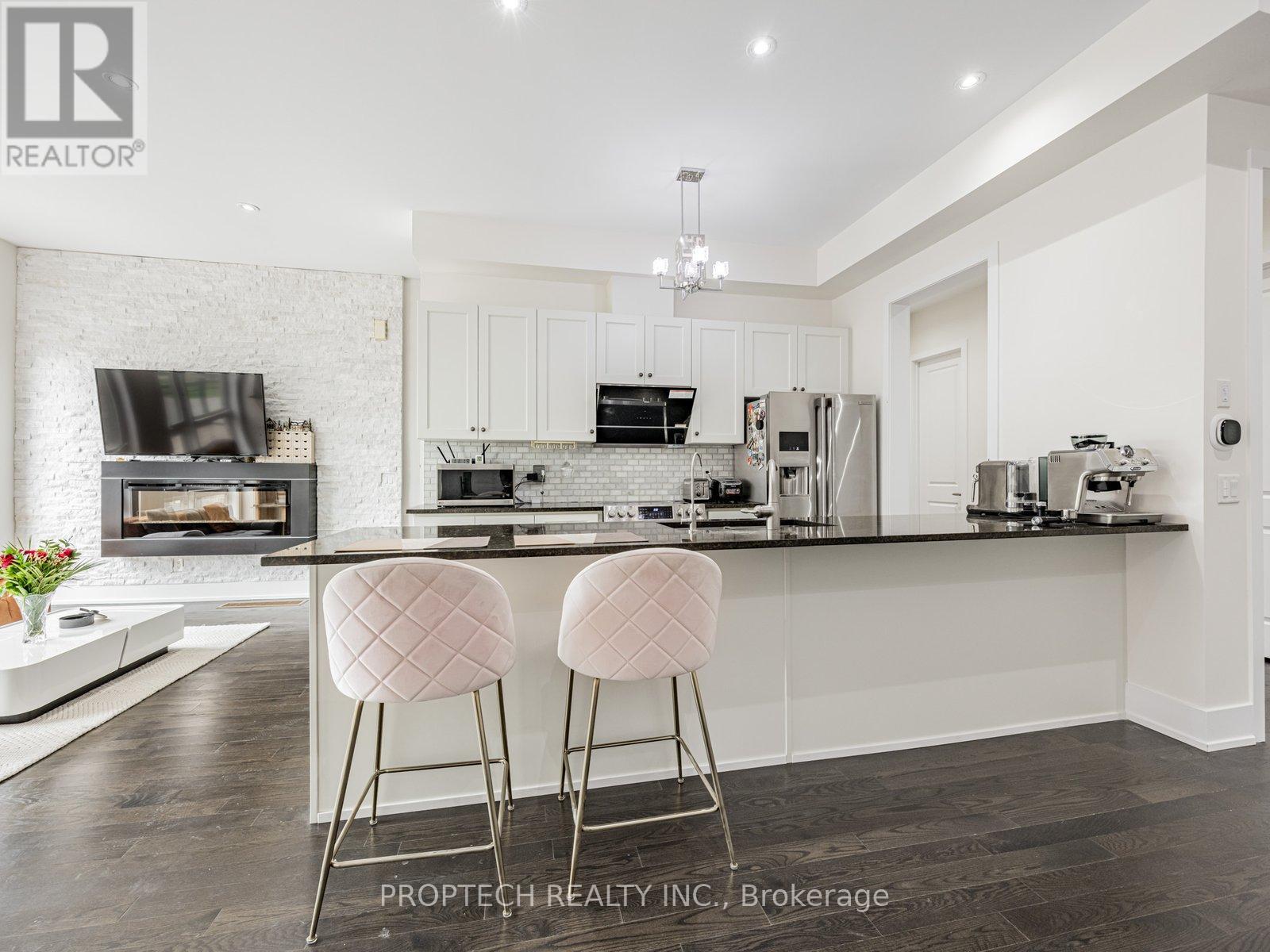 45 Thorncrest Drive, Vaughan, Ontario  L4J 0K1 - Photo 10 - N12659638