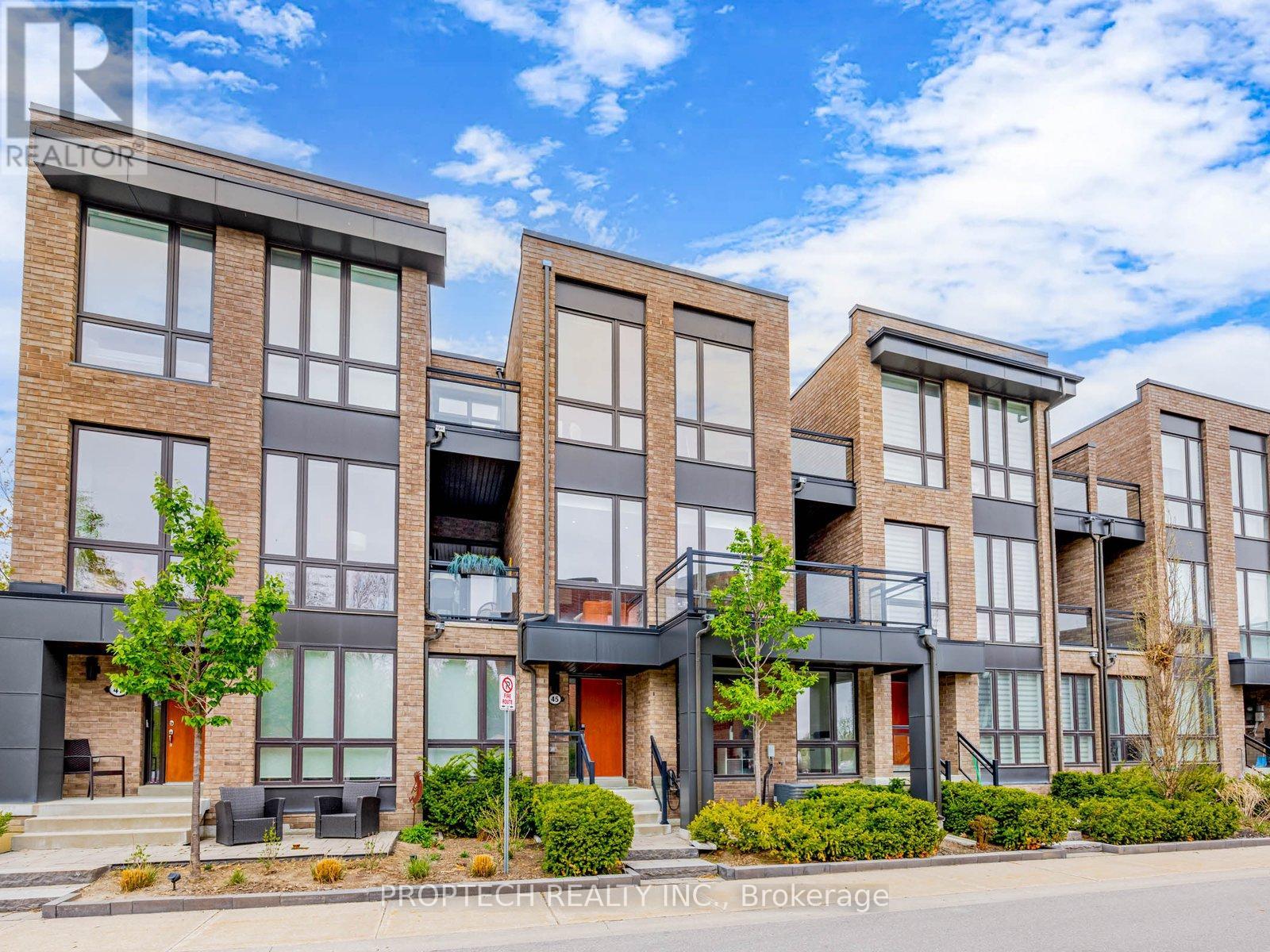 45 Thorncrest Drive, Vaughan, Ontario  L4J 0K1 - Photo 2 - N12659638