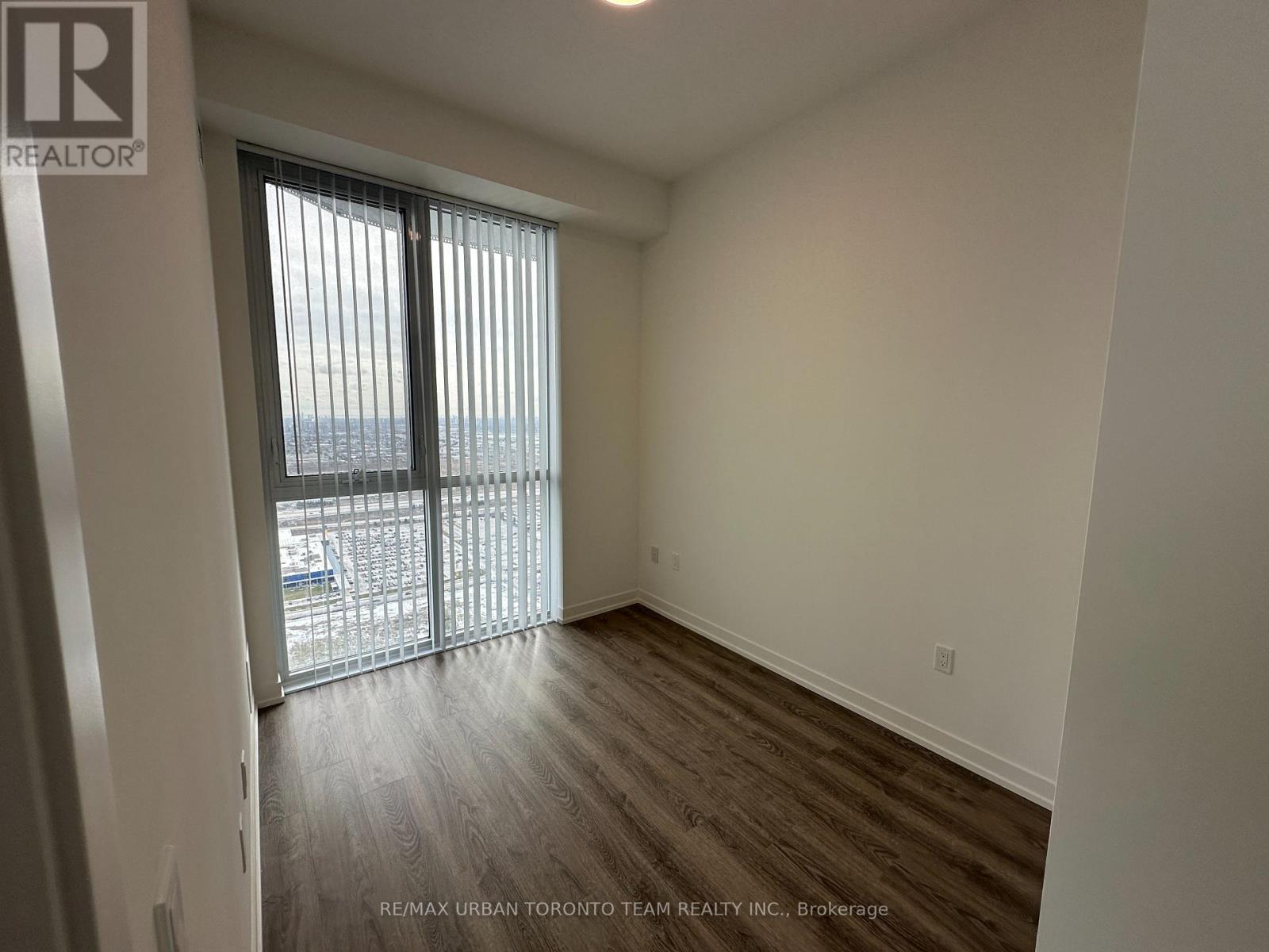 4909 - 8 Interchange Way, Vaughan, Ontario  L4K 5Z7 - Photo 11 - N12659658